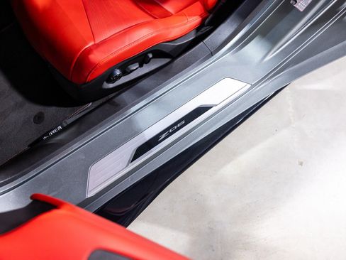 Used 2024 Chevrolet Corvette Z06 w/ Z07 Performance Package RWD image 38
