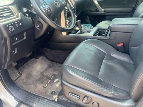 Used 2014 Lexus GX 460 AWD/4WD image 8