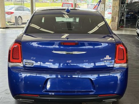 Used 2020 Chrysler 300 S w/ 300S Premium Group AWD/4WD image 7