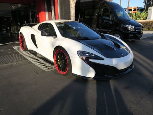 Used 2015 McLaren 650S Spider RWD image 37
