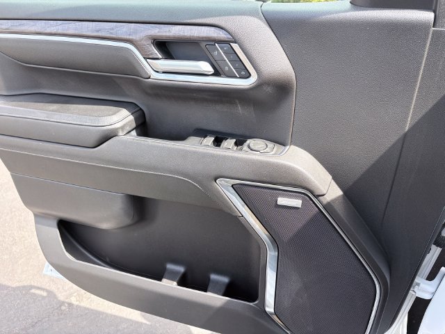 Used 2024 Chevrolet Silverado 1500 LTZ w/ LTZ Convenience Package II AWD/4WD image 13