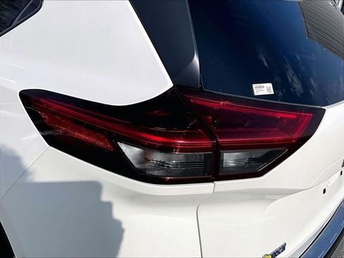 Used 2023 Nissan Rogue SV AWD/4WD image 33