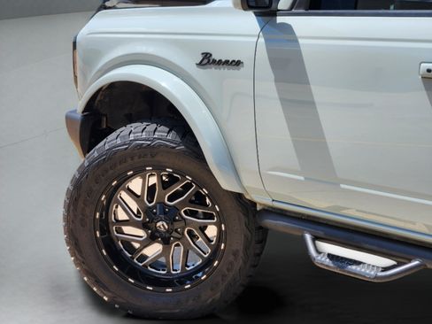 Used 2023 Ford Bronco Outer Banks AWD/4WD image 26