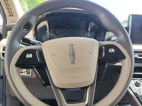 Certified 2022 Lincoln Corsair FWD w/ Equipment Group 101A image 16