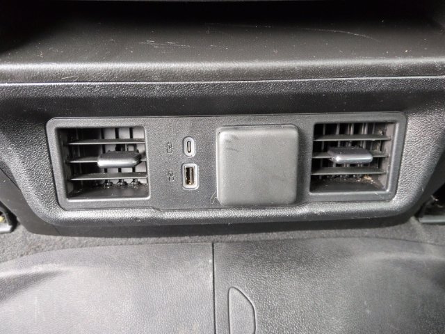 Used 2024 Chevrolet Silverado 1500 RST AWD/4WD image 23