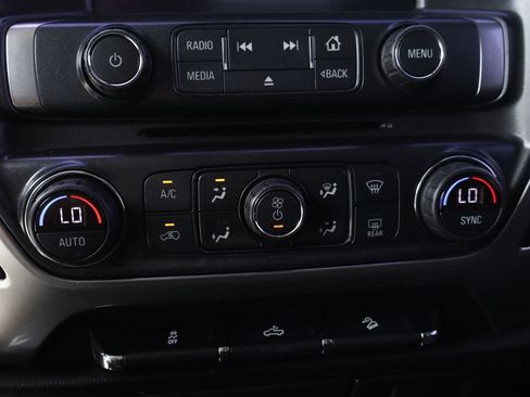 Used 2018 Chevrolet Silverado 1500 LT w/ All Star Edition AWD/4WD image 37