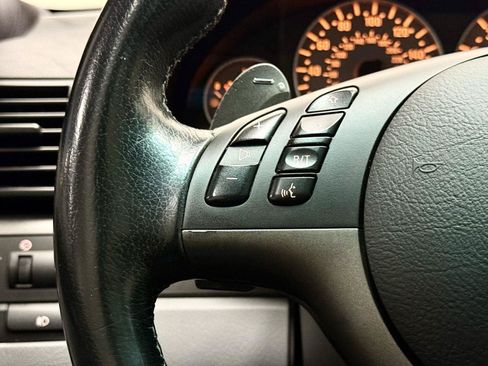 Used 2004 BMW M3 Coupe RWD image 15