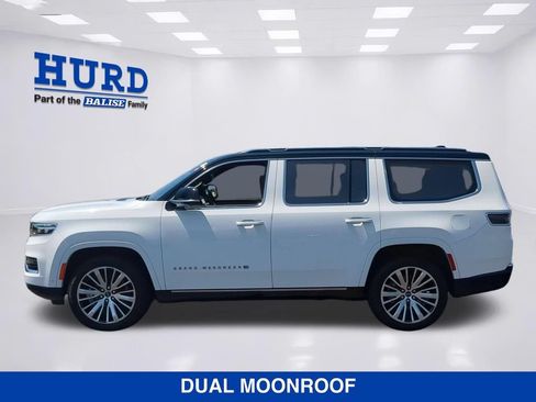 Used 2023 Jeep Grand Wagoneer Series III AWD/4WD image 7