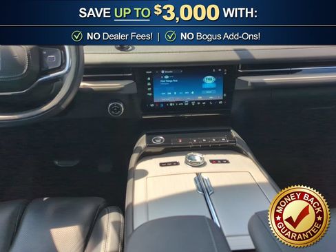 Certified 2025 Lincoln Navigator Reserve AWD/4WD image 20