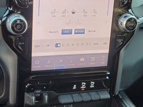 New 2025 RAM 1500 Laramie image 22