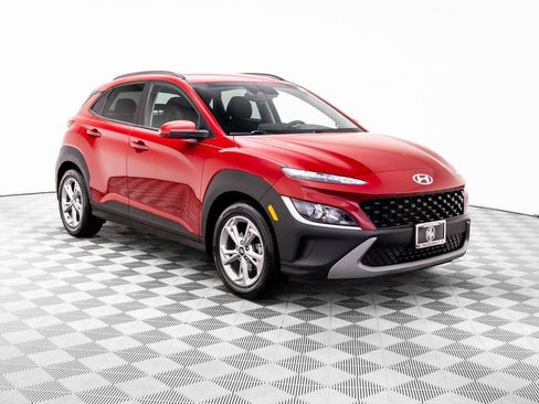 Used 2022 Hyundai Kona SEL w/ Convenience Package image 9