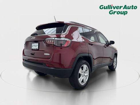 Used 2022 Jeep Compass Latitude w/ Sun and Sound Group AWD/4WD image 8