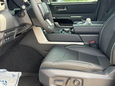 New 2026 Toyota Tundra 4x4 CrewMax image 11