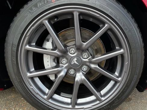 Used 2018 Tesla Model 3 Long Range AWD/4WD image 16