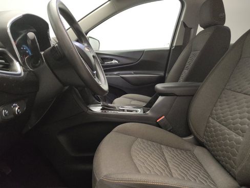 Used 2018 Chevrolet Equinox LT FWD image 17