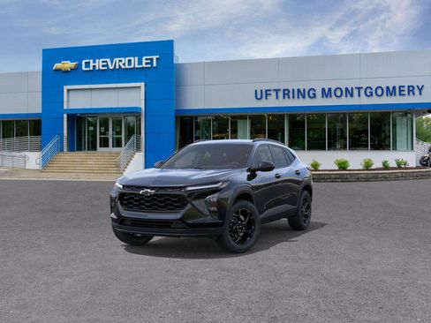 New 2026 Chevrolet Trax LT w/ Driver Confidence Package FWD image 8