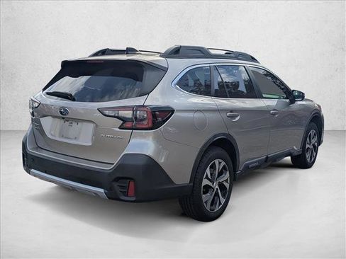 Used 2020 Subaru Outback Limited image 5
