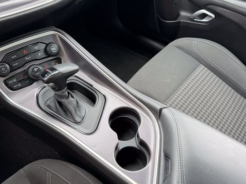 Used 2019 Dodge Challenger SXT w/ Driver Convenience Group RWD image 20