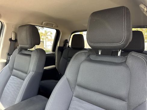 Used 2022 Nissan Frontier SV image 22