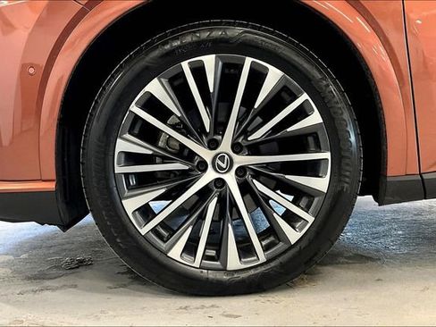 Used 2023 Lexus RX 350 w/ Cold Area Package image 34