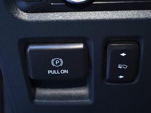 Used 2021 Ford F150 Lariat w/ Equipment Group 502A High image 19