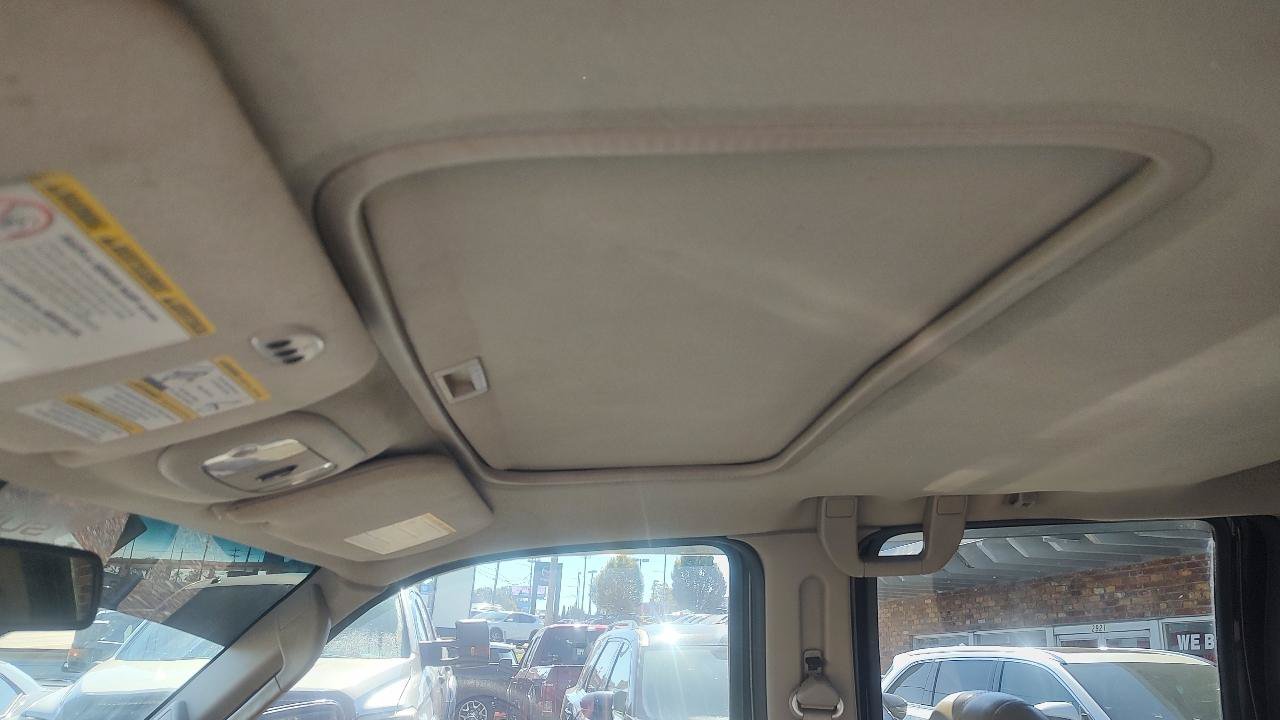 Used 2008 Ford F350 Lariat AWD/4WD image 12