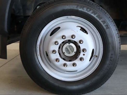 Used 2020 Ford F550 4x4 Crew Cab Super Duty image 6