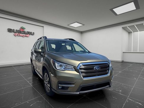 Certified 2022 Subaru Ascent Limited w/ Technology Package AWD/4WD image 2