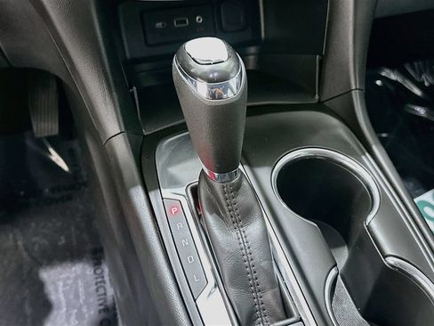 Certified 2020 Chevrolet Equinox LS FWD image 15