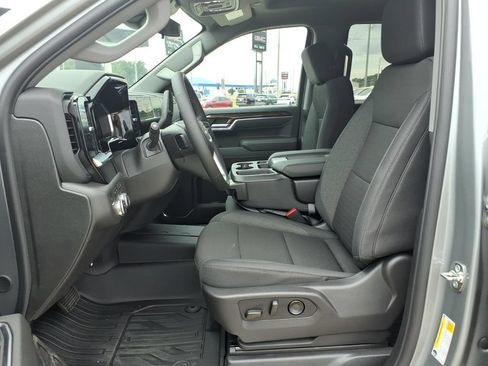 New 2026 GMC Sierra 1500 SLE AWD/4WD image 12
