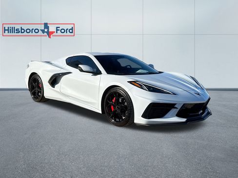 Used 2023 Chevrolet Corvette Stingray Preferred Cpe w/ Stealth Interior Trim Package image 4