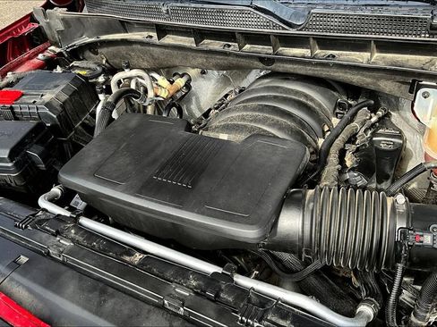 Used 2023 GMC Yukon Denali Ultimate AWD/4WD image 30