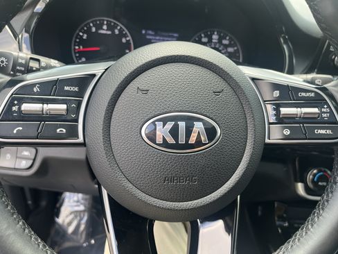 Used 2021 Kia Seltos EX AWD/4WD image 17