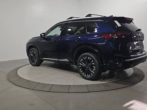 New 2026 Nissan Rogue Platinum AWD/4WD image 3