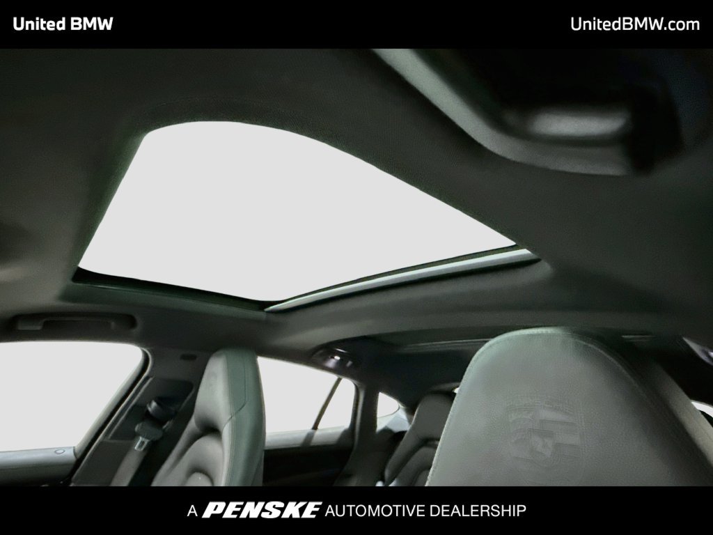 Used 2020 Porsche Panamera RWD image 19