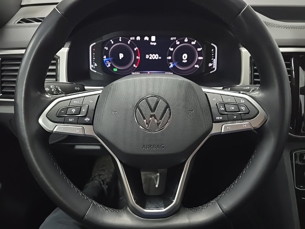 Used 2020 Volkswagen Atlas Cross Sport SEL FWD image 19