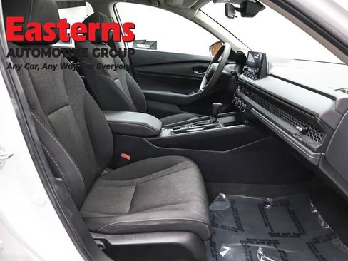 Used 2025 Honda Accord SE image 23