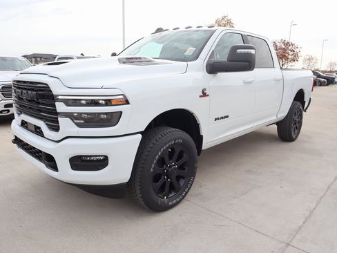 New 2026 RAM 2500 Laramie w/ Night Edition image 10
