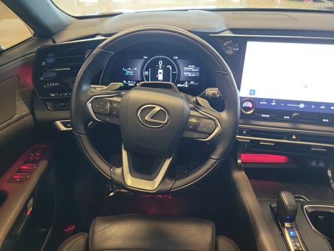 Certified 2025 Lexus RX 450h AWD w/ Convenience Package image 19