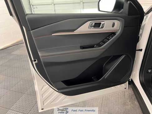 New 2026 Ford Explorer Active w/ Active Comfort Package RWD image 21
