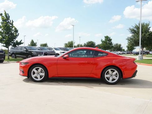 Used 2026 Ford Mustang Premium RWD image 6