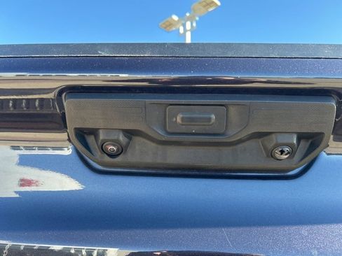 Used 2023 Chevrolet Silverado 1500 Custom Trail Boss image 9