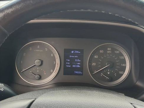 Used 2019 Hyundai Tucson Limited FWD image 11