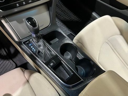 Used 2017 Hyundai Sonata ECO image 17
