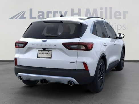 New 2025 Ford Escape PHEV w/ Class II Trailer Tow Package image 8