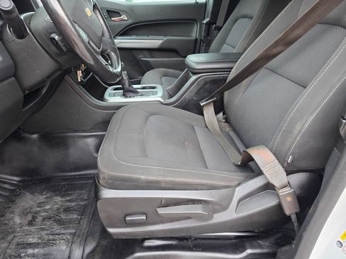 Used 2022 Chevrolet Colorado LT w/ Fleet Safety Package RWD image 11
