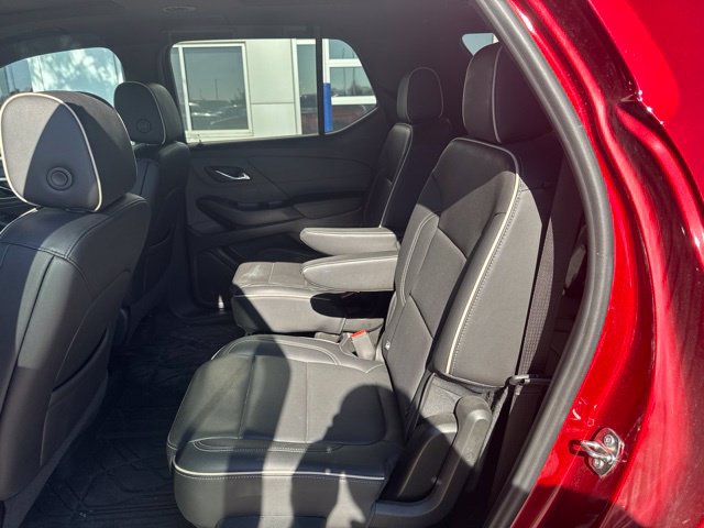 Used 2023 Chevrolet Traverse Premier w/ Redline Edition AWD/4WD image 12