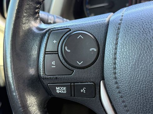 Used 2017 Toyota RAV4 XLE image 17