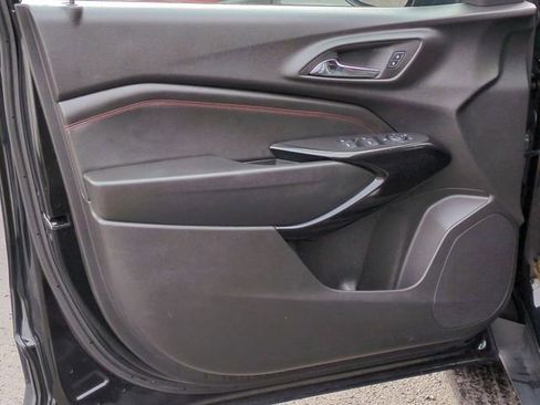 Certified 2024 Chevrolet Trax RS w/ Driver Confidence Package FWD image 21