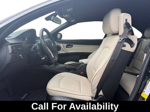 Used 2011 BMW 328i Convertible RWD image 10